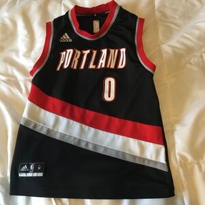 Portland Trailblazers Damien Lillard youth jersey, medium